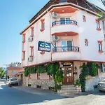 Nazar Hotel 3*
