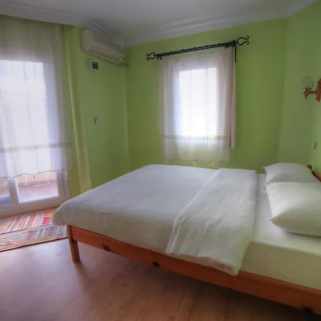 Nazar Ξενοδοχείο 3*